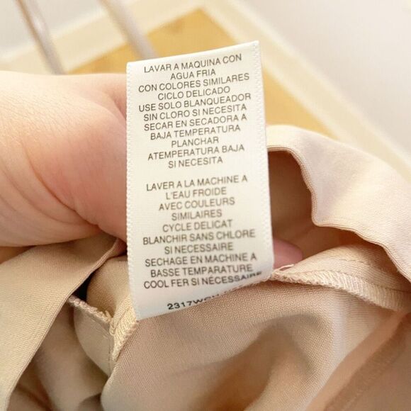 ❤️‍🔥5 for $25 WAYF Alfie XS Linen colored high waisted shorts - Picture 5 of 6